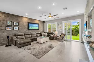 807 SW 7th Ave, Fort Lauderdale, FL 33315 - Photo 10