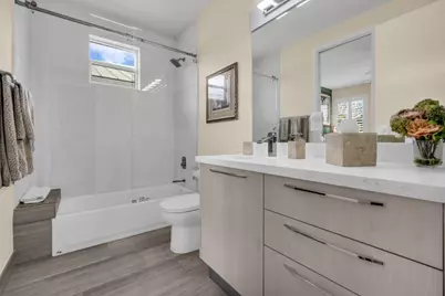 807 SW 7th Avenue, Fort Lauderdale, FL 33315 - Photo 28