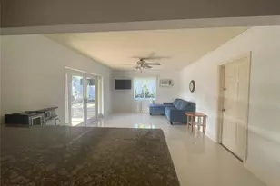 18250 SW 88th Pl, Palmetto Bay, FL 33157 - Photo 12