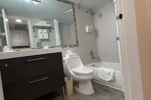 19201 Collins Ave, North Miami Beach, FL 33160 - Photo 14