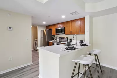 5051 Wiles Road #201, Pompano Beach, FL 33073 - Photo 4