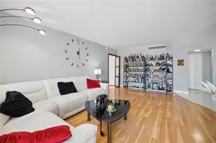 100 Golden Isles Dr, Hallandale Beach, FL 33009 - Photo 18