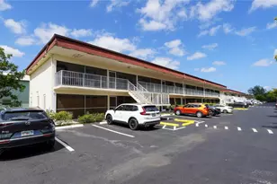 5377 SW 40th Ave, Fort Lauderdale, FL 33314 - Photo 2