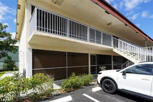 5377 SW 40th Ave, Fort Lauderdale, FL 33314 - Photo 1