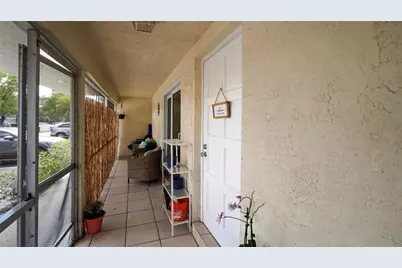 5377 SW 40th Avenue #105, Fort Lauderdale, FL 33314 - Photo 4