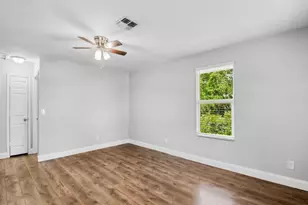 1325 17th Ct, Vero Beach, FL 32962 - Photo 4