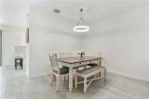 4990 Loebner Terrace, Davie, FL 33314 - Photo 8