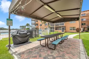 3050 Sunrise Lakes Dr Unit, Sunrise, FL 33322 - Photo 28