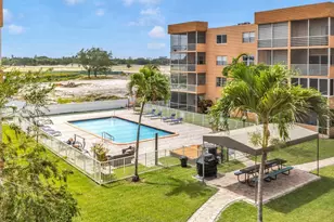 3050 Sunrise Lakes Dr Unit, Sunrise, FL 33322 - Photo 22