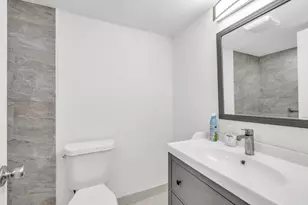 3050 Sunrise Lakes Dr Unit, Sunrise, FL 33322 - Photo 16