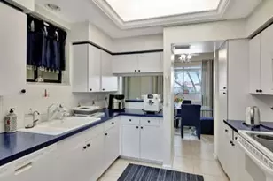 402 E Sea Oats Dr Unit, Juno Beach, FL 33408 - Photo 16