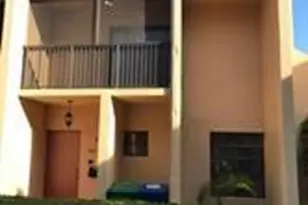 9101 NW 38th Dr, Coral Springs, FL 33065 - Photo 1