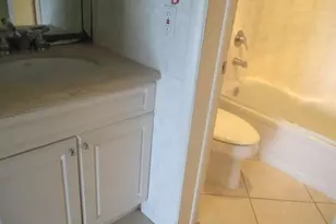 2314 S Cypress Bend Dr, Pompano Beach, FL 33069 - Photo 8