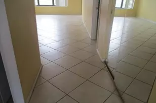 2314 S Cypress Bend Dr, Pompano Beach, FL 33069 - Photo 2