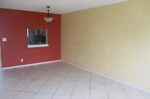 2314 S Cypress Bend Dr, Pompano Beach, FL 33069 - Photo 6