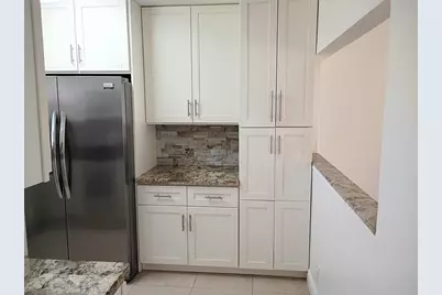 9481 Sunrise Lakes Boulevard #307, Sunrise, FL 33322 - Photo 4