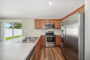 5485 NW Pine Trail Cir, Port Saint Lucie, FL 34983 - Photo 10