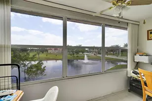 9020 Sunrise Lakes Blvd, Sunrise, FL 33322 - Photo 10