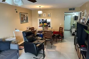 9330 Lagoon Pl, Davie, FL 33324 - Photo 4