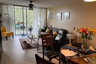 9330 Lagoon Pl, Davie, FL 33324 - Photo 8