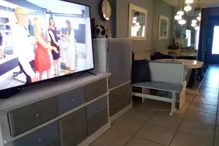 725 SW 11th Ave, Hallandale Beach, FL 33009 - Photo 6