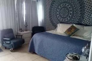 725 SW 11th Ave, Hallandale Beach, FL 33009 - Photo 1