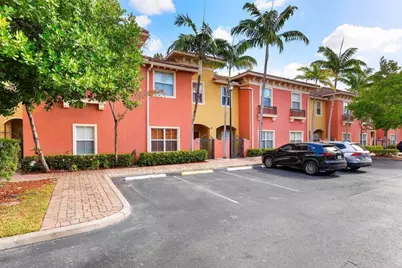 2851 W Prospect Road #506, Tamarac, FL 33309 - Photo 2