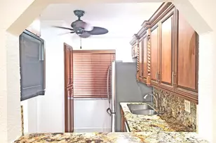 139 Sparrow Dr, Royal Palm Beach, FL 33411 - Photo 2