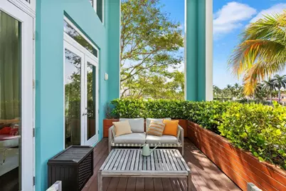 6001 Laguna Path, Miami Beach, FL 33141 - Photo 10