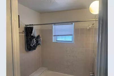 1735 NW 69th Street, Miami, FL 33147 - Photo 10