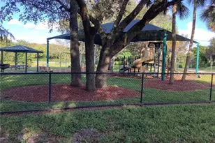 4047 NW 22nd St, Coconut Creek, FL 33066 - Photo 24