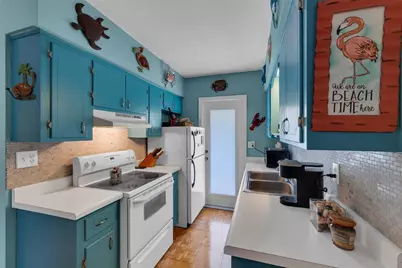 11 SW 4th Avenue #11, Boca Raton, FL 33432 - Photo 16