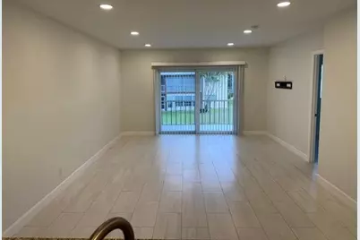 7605 NW 5th Court #208, Margate, FL 33063 - Photo 6