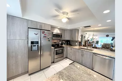 3002 Portofino Isle #E3, Coconut Creek, FL 33066 - Photo 2