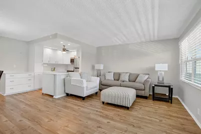 2005 Berkshire A #2005, Deerfield Beach, FL 33442 - Photo 6