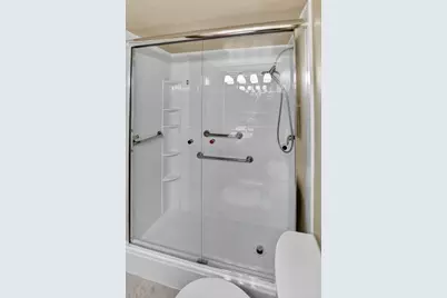 2005 Berkshire A #2005, Deerfield Beach, FL 33442 - Photo 18