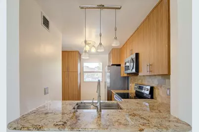 113 Royal Park #1H, Fort Lauderdale, FL 33309 - Photo 2