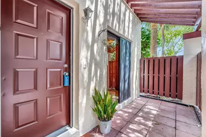 3725 Carambola Circle #2824, Pompano Beach, FL 33066 - Photo 4