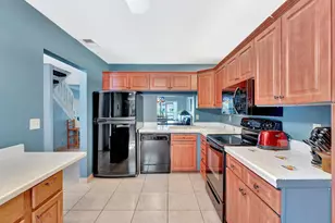 3725 Carambola Cir Unit, Coconut Creek, FL 33066 - Photo 8