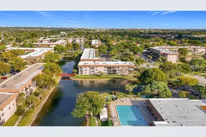 6095 N Sabal Palm Boulevard #212, Tamarac, FL 33319 - Photo 16