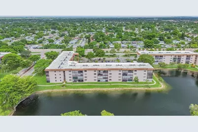 6095 N Sabal Palm Boulevard #212, Tamarac, FL 33319 - Photo 4