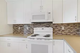 111 SE 3 Ave Unit, Dania Beach, FL 33004 - Photo 12