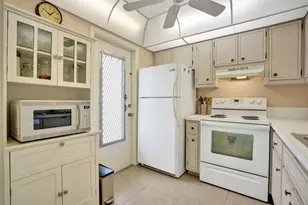 4431 NW 16th St, Lauderhill, FL 33313 - Photo 12