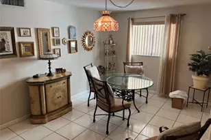 412 S Luna Ct, Hollywood, FL 33021 - Photo 6