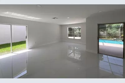 6805 NW 75th Place, Parkland, FL 33067 - Photo 10