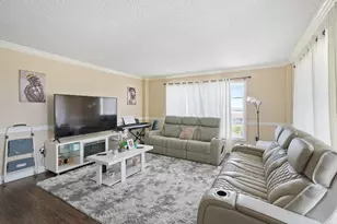 4174 Inverrary Dr Unit, Lauderhill, FL 33319 - Photo 8