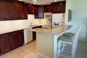 4104 Cambridge E Unit, Deerfield Beach, FL 33442 - Photo 4