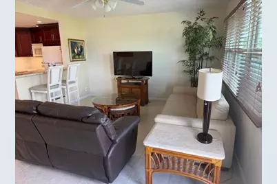 4104 Cambridge #4104, Deerfield Beach, FL 33442 - Photo 2