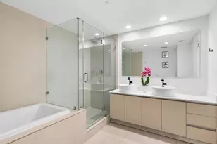 2600 E Hallandale Beach Blvd, Hallandale Beach, FL 33009 - Photo 16