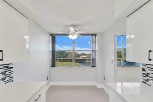 1000 St Charles Pl, Pembroke Pines, FL 33026 - Photo 4